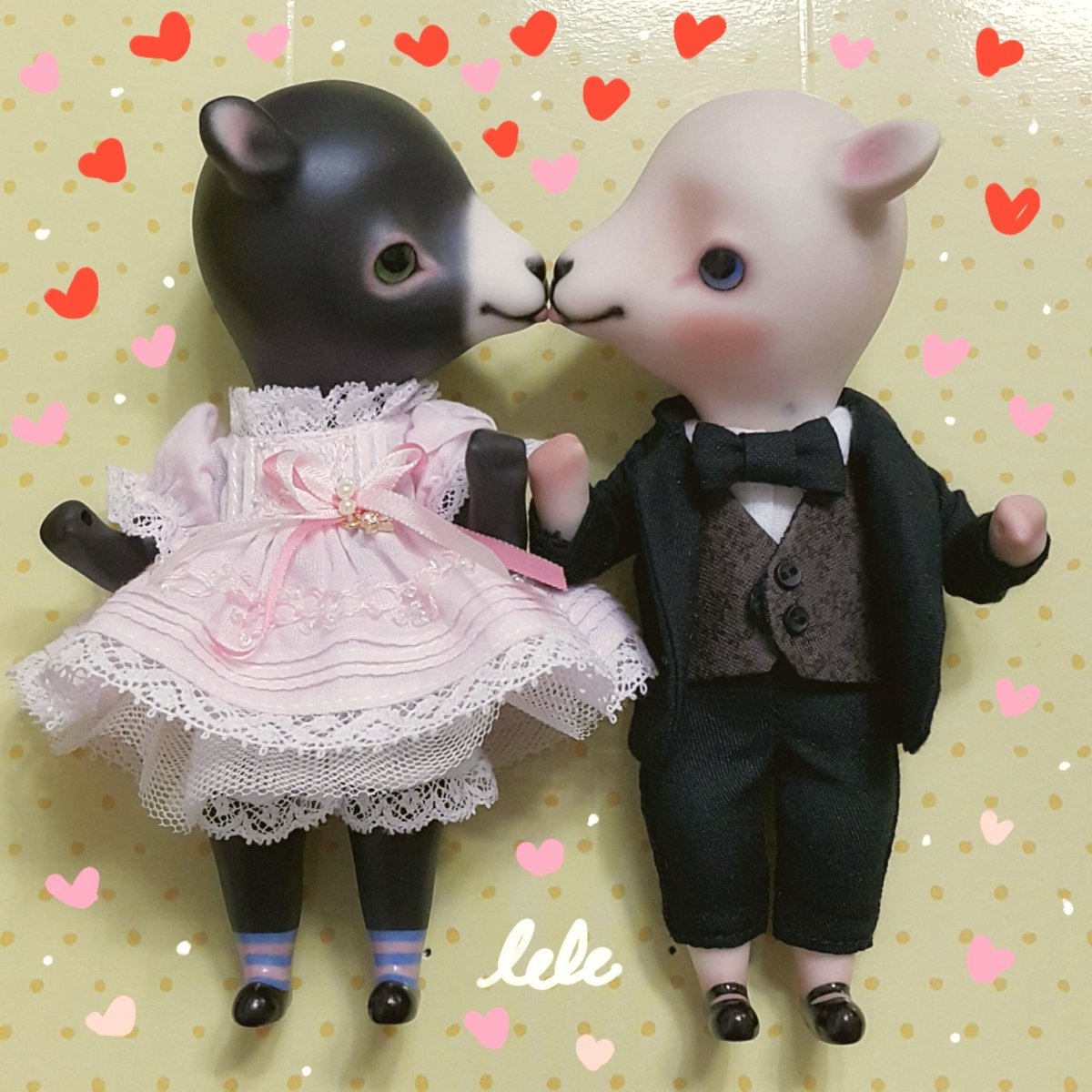 ljydoll's tweet photo. #메롱이 #뽀뽀 #자세히보면야함 😘 #merong #kiss #leledoll #sheepdoll #lambdoll #bisquedoll #porcelain #doll #bjd #렐레돌 #메롱이 #양인형 #키사돌의상 #비스크돌 #구체관절인형 https://t.co/9zfUwzHT5H