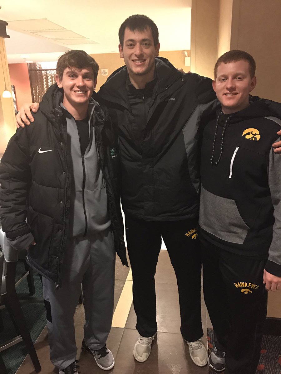 DrDavidJSmith's tweet photo. Great to see these three @SpiritLakeBB legends together again!  @BrownBilly6 @B1Gcat15 @TSmithIowa  #funstories #IowavsND https://t.co/2yBE0fgLms