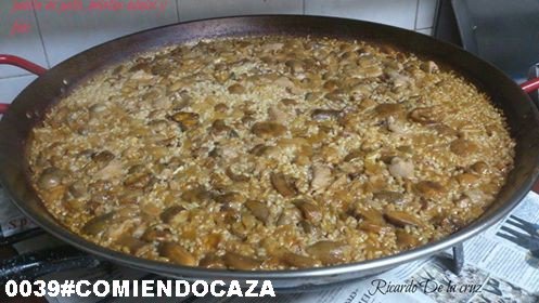 cocinandocaza's tweet photo. #COMIENDOCAZA "Paella de pato, boletus edulis y foie" d nuestro amigo y compañero Ricardo de la Cruz, cazador,setero y magnífico cocinillas https://t.co/KNtWyDRpXV