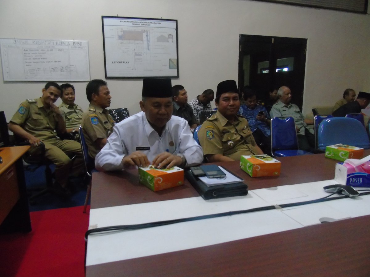 BpbdBengkulu's tweet photo. Kunker Komisi VIII RI Ke BPBD Prov BKL  19/12/2016 https://t.co/DswbPUpxFc
