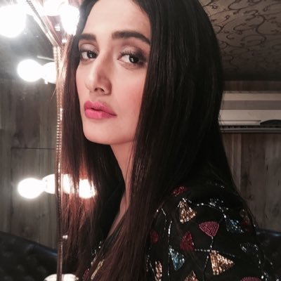 FilmyTweetsNow's tweet photo. Ragini Khanna: #Gurgaon #ShankarRaman #akshayoberoi #raginikhanna #iffam2016 #gurgaongoestomacao… https://t.co/PxQlYXh2mx #TweetsNow https://t.co/cm55TLtkPh