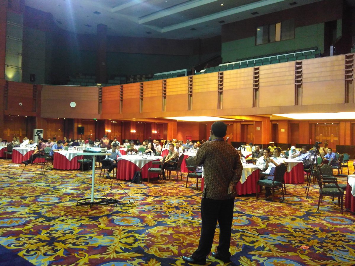 massolpanjava's tweet image. Sharing hasil pelatihan dan implementasi e-gov oleh Bpk Heince dr Diskominfo Manado #bpptik #ngawag