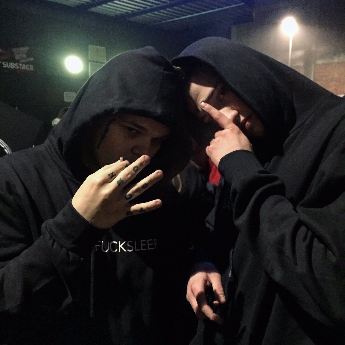 young_lfdy's tweet photo. BAD GUYS GO TO HELL ⚡️
@sierrakiddxo
#twitter #grind #sierrakidd #teamfucksleep #bggth #tour #faded https://t.co/KF1tCgaeUN