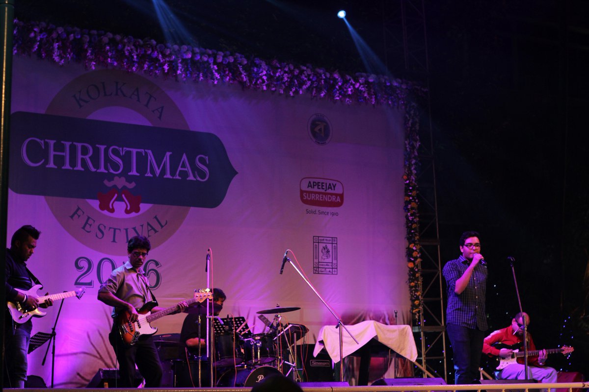 KolChristmas's tweet photo. Here are a few photographs from yesterday's performances at Allen Park. Kolkata Christmas Festival is the place to be. #KCF2016 https://t.co/QZ33kBBKdv