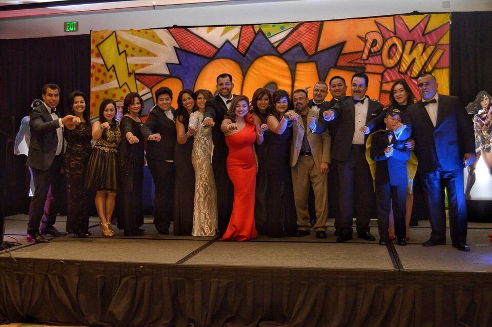 verojaimeCEO's tweet photo. Diamond Ring Earners!! Next a bigger stage next year😊 https://t.co/14xw65fUkE