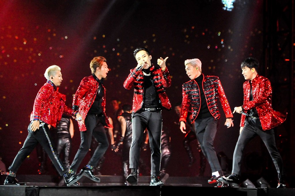スカパー 音楽 来週4夜連続 Bigbang 海外アーティスト初の4年連続ドームツアー中の彼らが12年 15年に開催した東京ドーム公演をtbsチャンネル1 Cs で26 月 から4夜連続でoa T Co Mwcmxceuye スカパー では年末ライブ生中継も