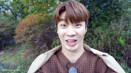 whisper_madtown's tweet photo. The other MADTOWN maknae HO being maknae during Hello Korea 2 filming 😂😂😂
#MADTOWN #매드타운 #HO #호 #HelloKorea2 #GTV https://t.co/8Cygqamyh2