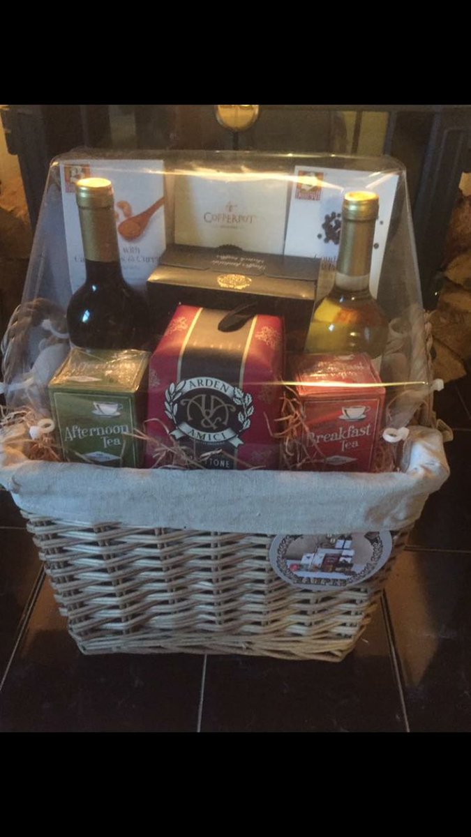 winthorpeltd's tweet photo. Don't forget you have until 22nd to come in for any work done on your #vehicle for free entry into the #Christmas #hamper #draw. #ely #mot https://t.co/pcTk2lS8zy