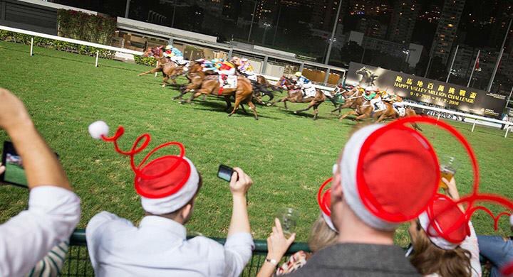 Get into the Christmas spirit and join the fun at #HappyWednesday at Happy Valley on 22 Dec! #hkjc #horseracing #christmasracing #festivefun