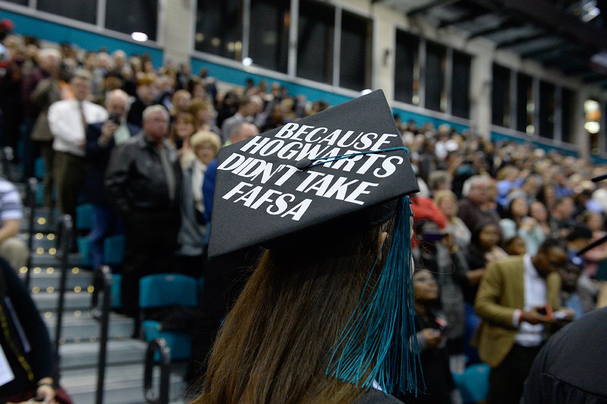 CCUChanticleers's tweet photo. Once again, students decorated their graduation caps with a strong creative touch. Here is a quick look at a few. #CCU #CCU16 https://t.co/bqKuM0xmle