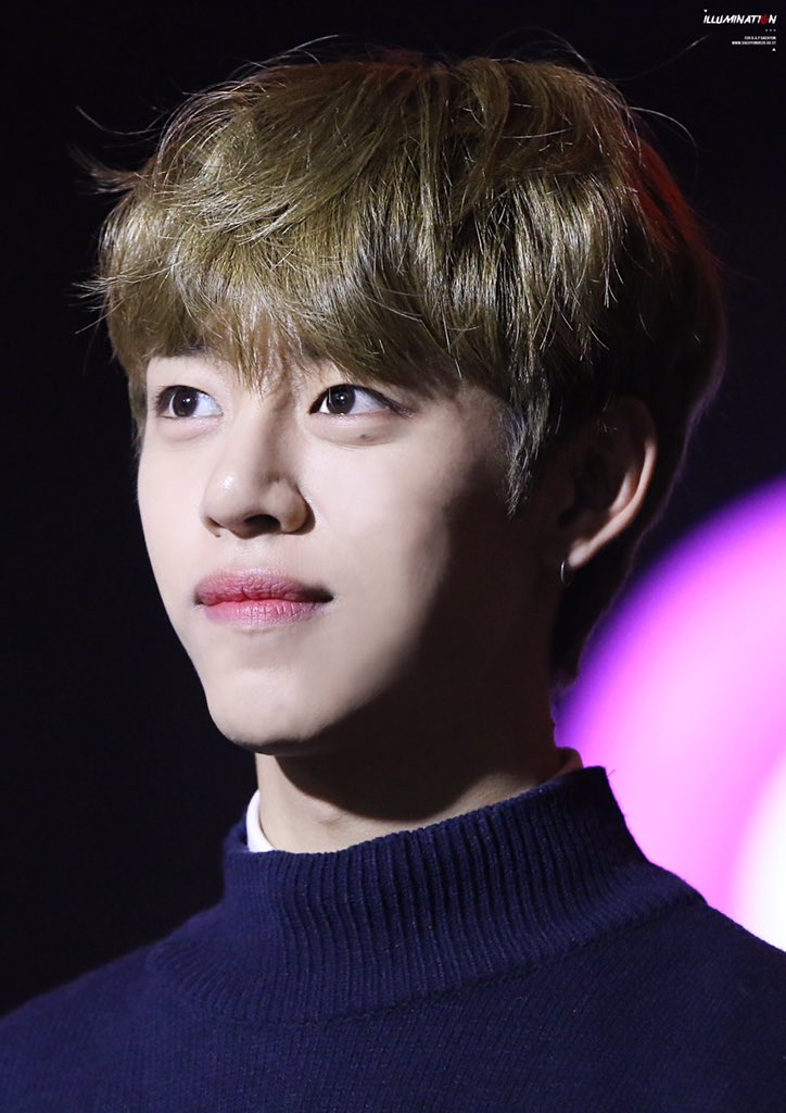 Illumin_628's tweet photo. 어둠은 너란 빛으로 바뀌어✨
#대현 #BAP @BAP_Daehyun 
https://t.co/dHXKlP7890
https://t.co/KY5YgIUJLl https://t.co/YZtcZSOvIv