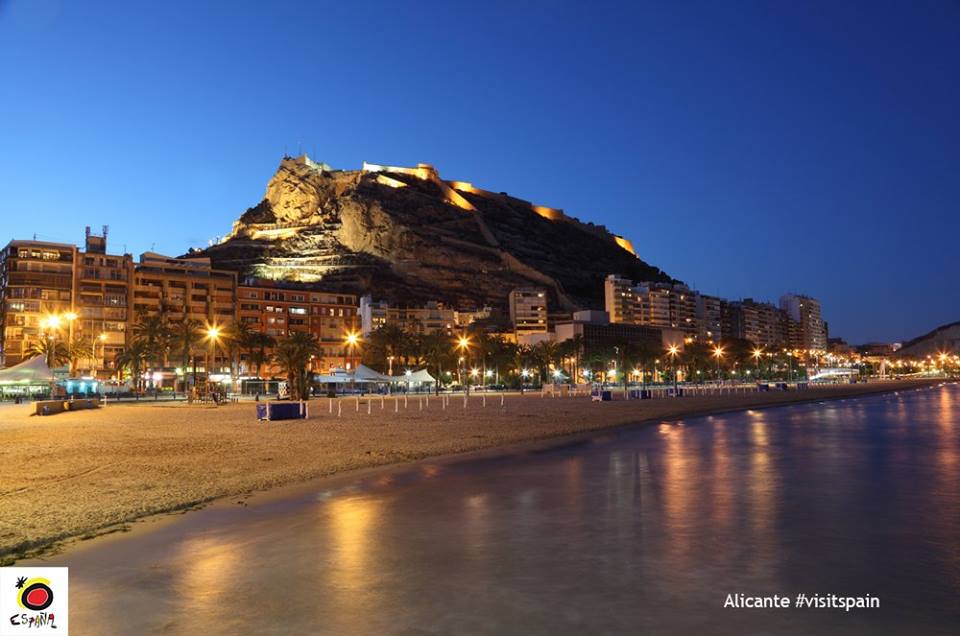 Spain_in_CH's tweet photo. Entdecken Sie #Alicante mit allen Ihren Sinnen: https://t.co/Z7ioJIBwoF #CostaBlanca #WinterInSpain #VisitSpain https://t.co/1XS4ZQ9jnW