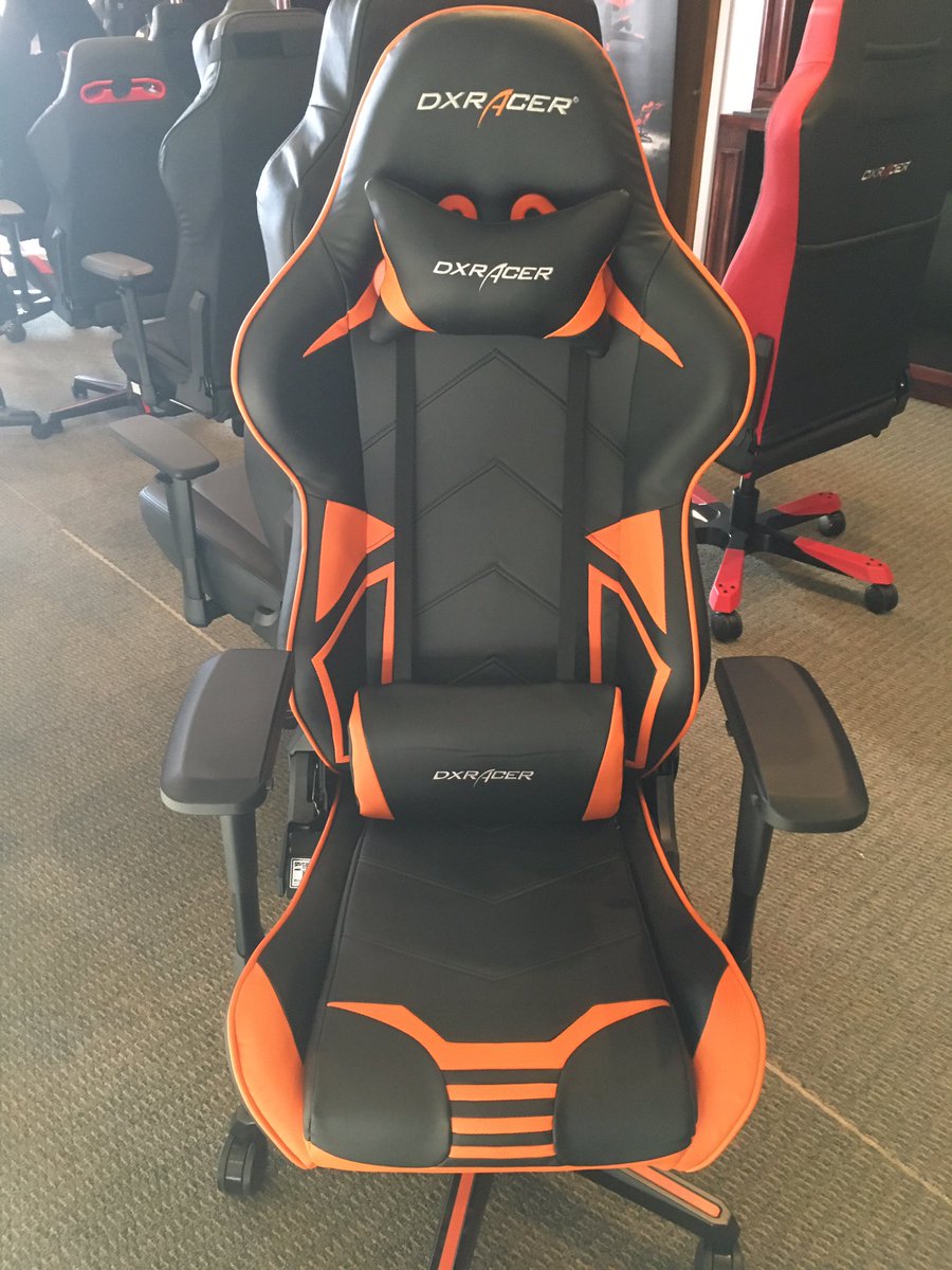 DXRacer's tweet photo. #UpsideOf2016 The birth of the RV131 https://t.co/WxEg3L2XlE