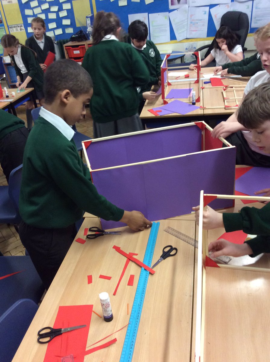 DovedaleY5's tweet photo. Our stadiums are really taking shape! 30 minutes until we add our trusses! #5Mc #loveDT #lovedeadlines @DovedalePrimary https://t.co/UZwFu3WDHQ