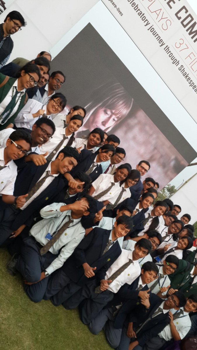 shonaliganguli's tweet photo. #CompleteWalk by the lake. #ShakespeareLives at #EcoPark #Kolkata. Inaugurated by @alangemmell and @debashis_ . Opens 20 Dec @inBritish https://t.co/XsjasVZCSn