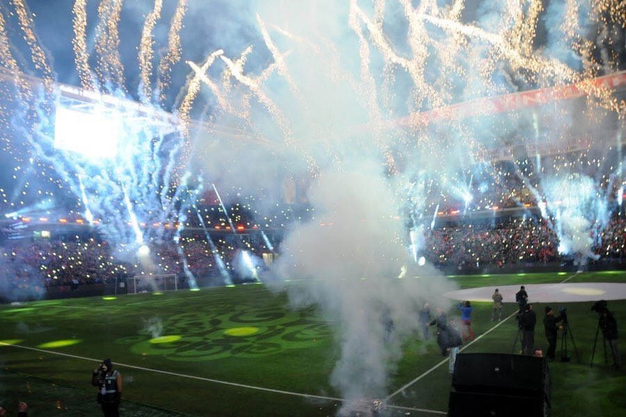 Sekiz gün içinde onlarca şehit verdik, onun yasını tutuyoruz, elleşmeyin. Tarzımız biraz farklı sadece...