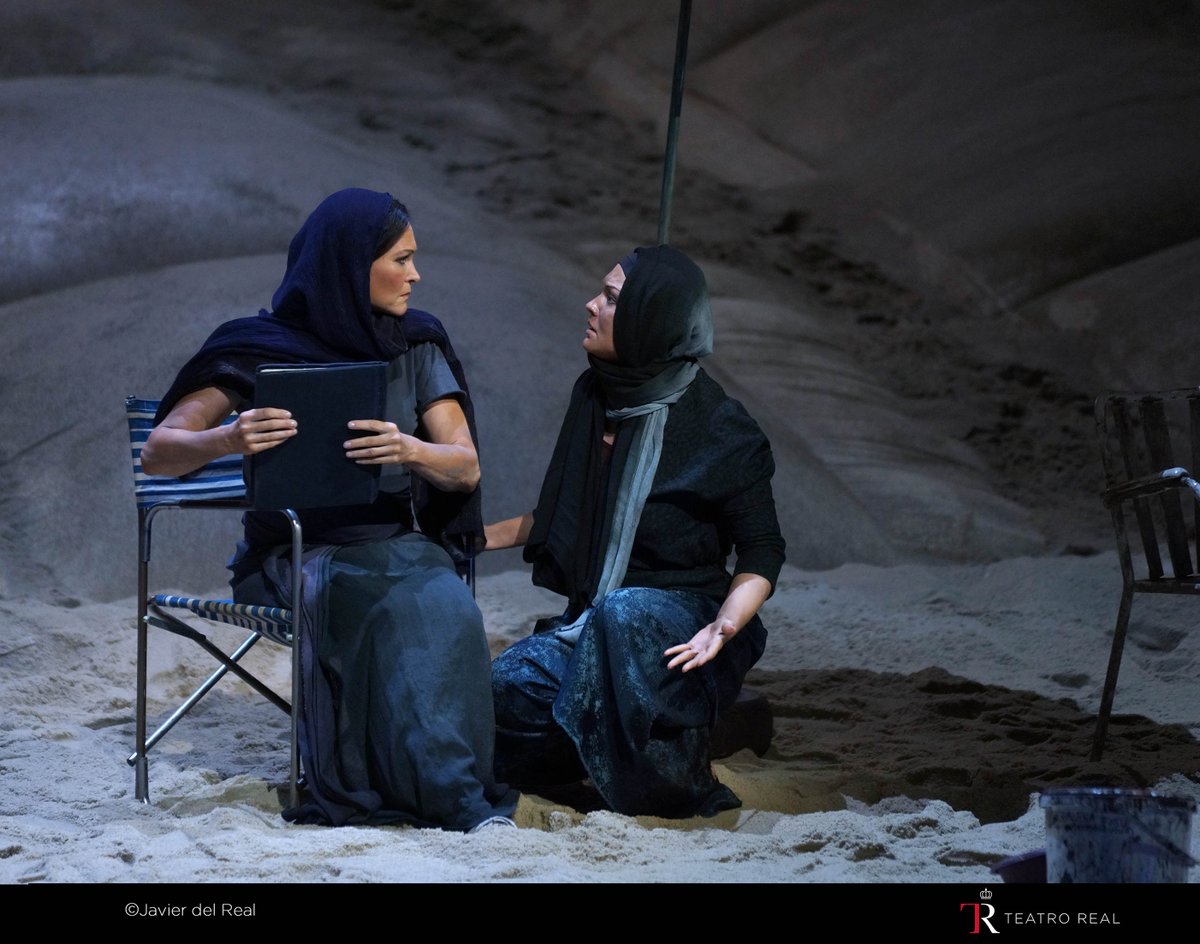 Teatro_Real's tweet photo. ¡El sábado estrenamos #EHolandésEnDirectoTR con enorme éxito! Compartimos con vosotros algunas imágenes en Facebook: https://t.co/SfTNQsrOuw https://t.co/7G1yVxWprI