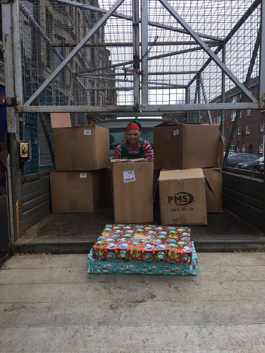 ElfyTree's tweet photo. Over 150 wrapped presents dropped off with @_Project31, thanks to all our amazing customers for your kindness and generosity

We 💜 u all x https://t.co/l5YDDgY8TB
