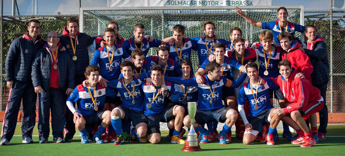 areyne97's tweet photo. Capions de catalunya 2016/2017 🏆🏅 @RCPoloDHA  #97 https://t.co/TJilV6SFfp