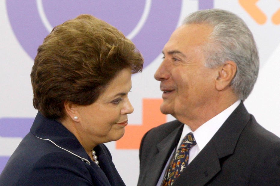 EstadaoPolitica's tweet image. Odebrecht delata caixa 2 para a chapa Dilma-Temer bit.ly/2hKSl7r