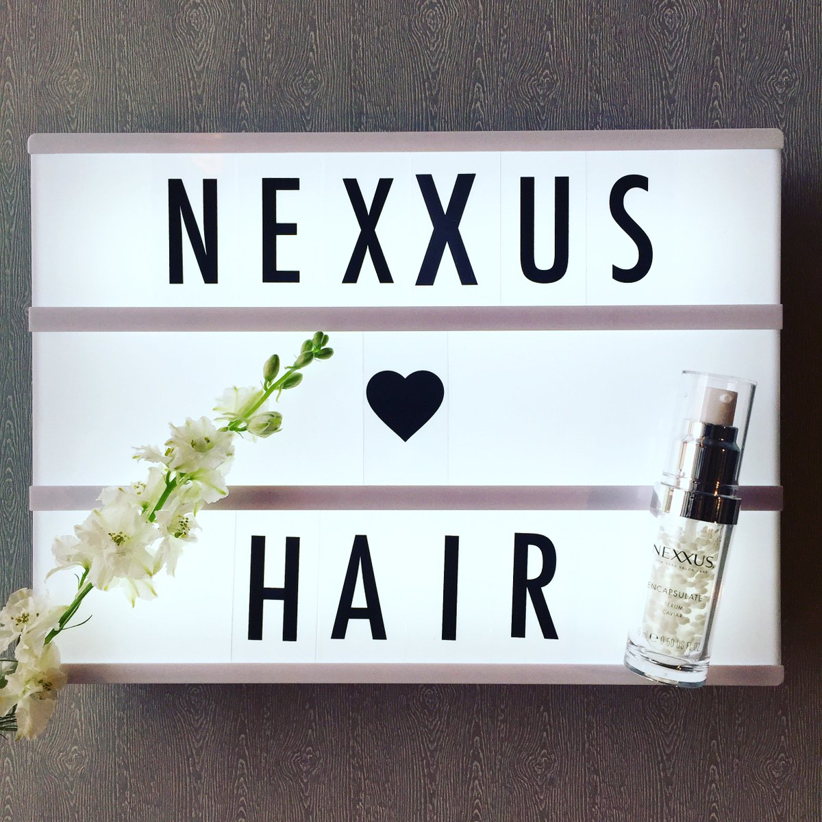 NexxusHairUK's tweet photo. And hair loves Nexxus.  Nutritive Encapsulate Sérum keeps your locks smooth without weighing them down. https://t.co/5DRFvN7FrT