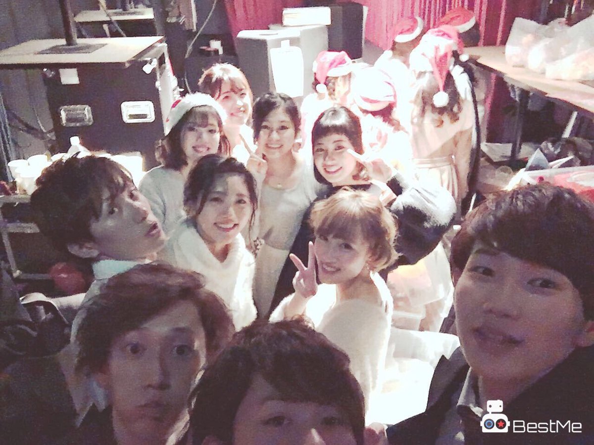 mhtam291930's tweet photo. 貴重な経験ありがとうございました✨
1番年下なのに仲良くしてもらって楽しかった😭💓
みなさんお疲れ様でした😌 ラブニダ😘
#エムズシー #CXC2016 #クリスマスキャンパスコレクション https://t.co/JJUSI64lK6