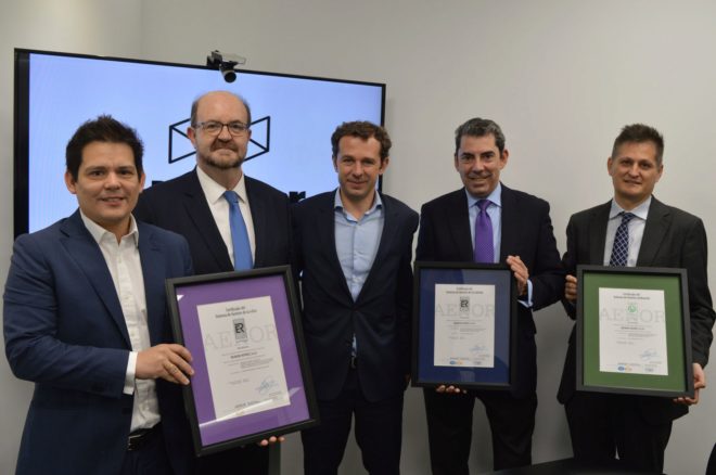 NeinorHomes's tweet photo. Neinor Homes avanza en su apuesta por la calidad con la obtención de cuatro certificados @AENOR  #calidad #cliente
https://t.co/0yMPYqV1Wq https://t.co/OE2a1L35Pu
