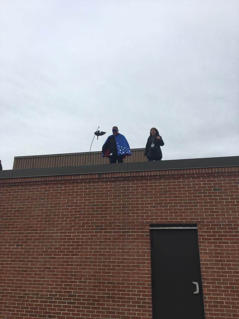 CHandte33's tweet photo. The big drop was a success! Many survived! Dropping eggs off the roof-all in the name of science!@MichaeleButler1 @JEwingTeach @CCPS_Super https://t.co/ReKXqLw2oU