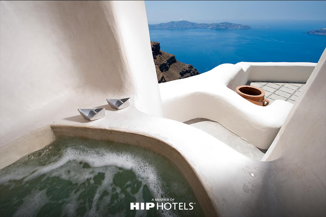 HIP_Hotels's tweet image. Welcome to our new member @KapariSantorini where the distinctive Cycladic tradition meets minimalism in the village of Imerovigli #HIPHotels