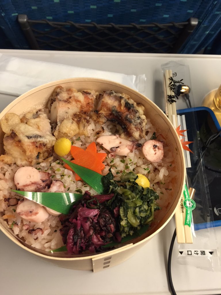 everylittlecarp's tweet photo. タコ飯ー😋  タコ飯 おっこん つけ麺    
揚げもみじ  はっさく大福 美味しいものばっかり😍🍁 おいしい！ 広島🍁 https://t.co/EFd8lIm29z