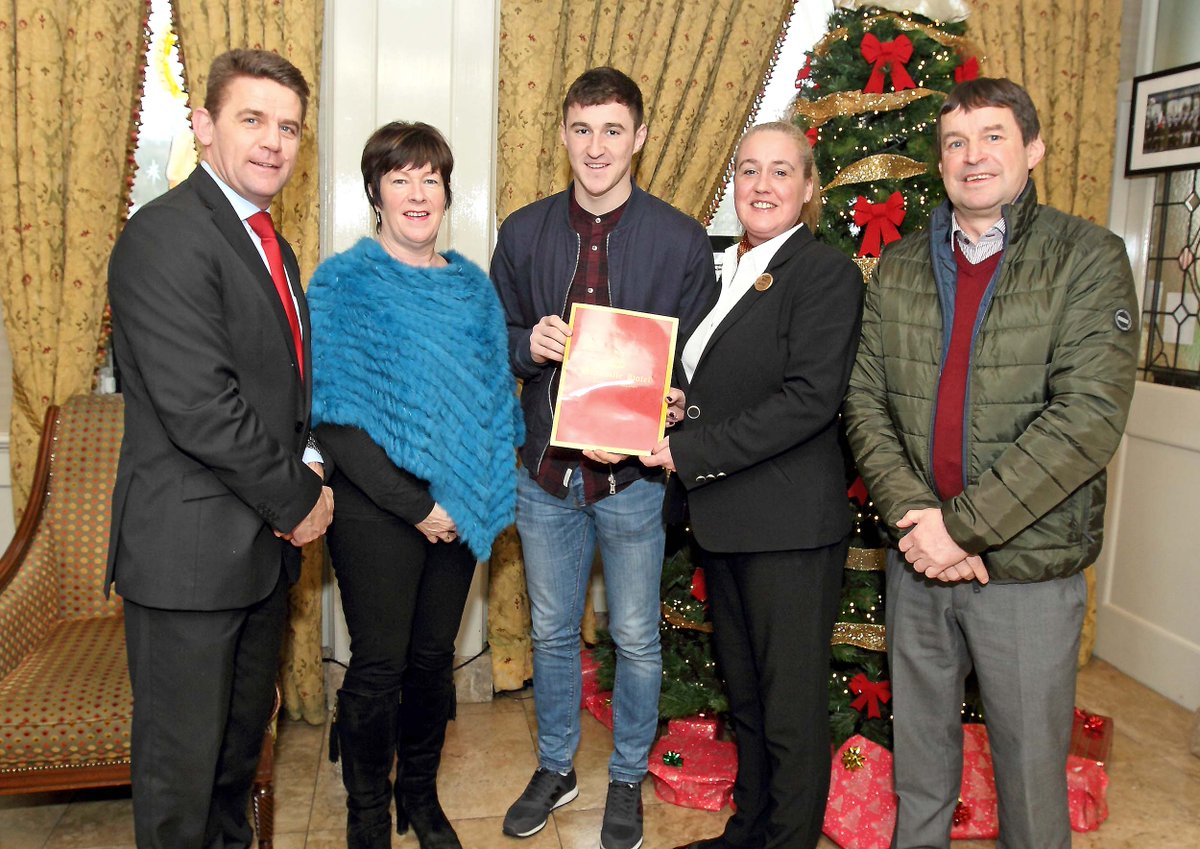 Congratulations to <a href="/cgleeson67/">Conor Gleeson</a> @NireGAA November winner of the <a href="/wlrfm/">WLR</a> <a href="/GranvilleWford/">Granville Hotel</a> #GAA Award following a very busy year. <a href="/WaterfordGAA/">Waterford GAA</a>