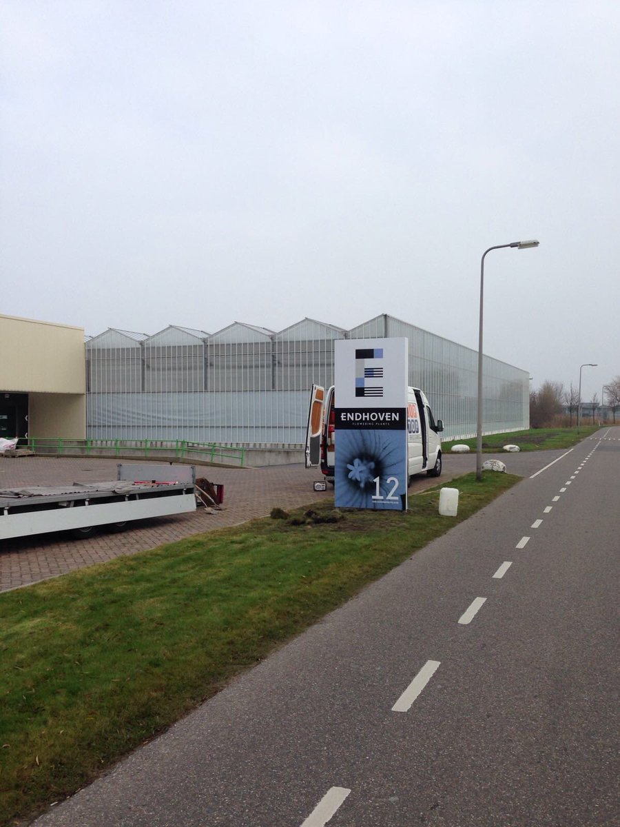 Laatste fase van de nieuwe huisstijl!
<a href="/tiptopreclame/">TIPTOP reclame</a> <a href="/MangoaOntwerp/">Mangoa</a>