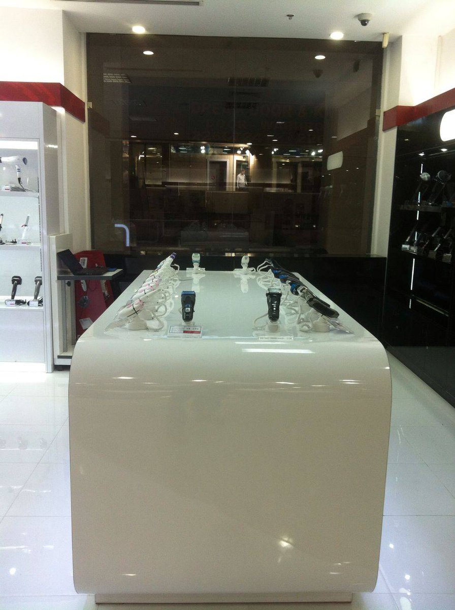 Saaa_technology's tweet photo. TRANSFOR-me, Saaa's discrete and versatile solution to secure a wide array of products! #Kuwait #installation #underprogress #security https://t.co/fQHSzSbMfz