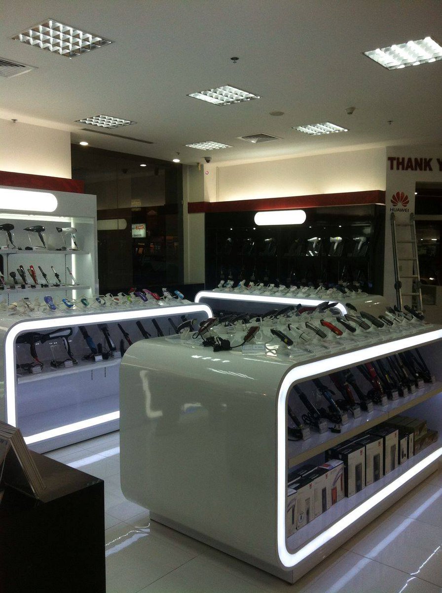 Saaa_technology's tweet photo. TRANSFOR-me, Saaa's discrete and versatile solution to secure a wide array of products! #Kuwait #installation #underprogress #security https://t.co/fQHSzSbMfz