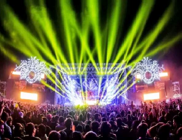 flywithshaunak's tweet photo. Witness the big game at #EVC with Indian &amp; International artists at #Lonavala. #JoinTheTribe #AbsolutEVC  @AbsolutIndia https://t.co/ApPuuELuJ0
