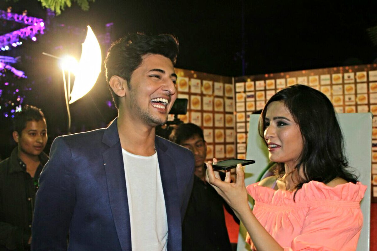 myrjarchanajani's tweet photo. With the ever so charming @darshanraval #GIFA2016 https://t.co/bFap6EWqtA