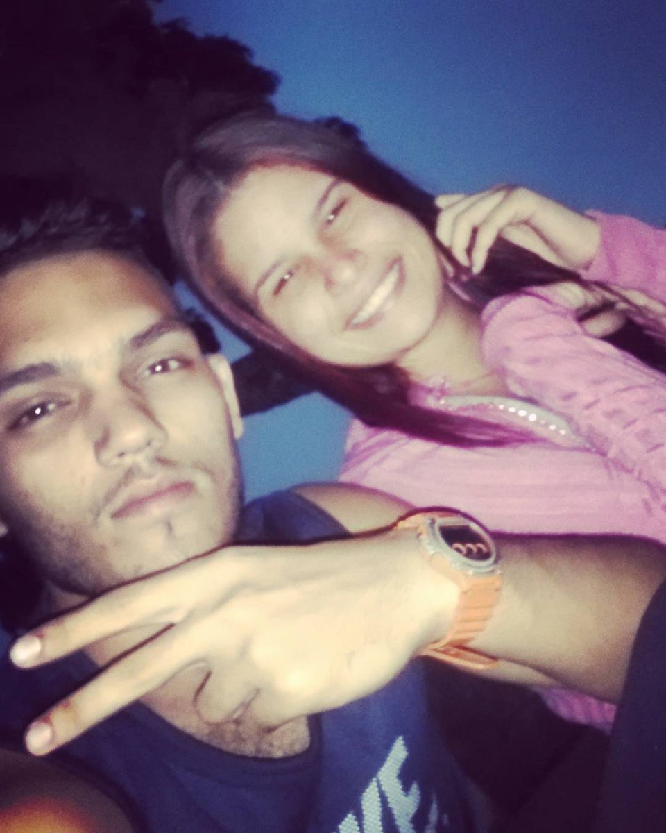 medicenreina_'s tweet photo. Con mi ladillita π₯ππ
#Griseldaπ₯π§π€ #RealSiempre B| B| #Axlrrπ©π https://t.co/6FI5bKk2nT
