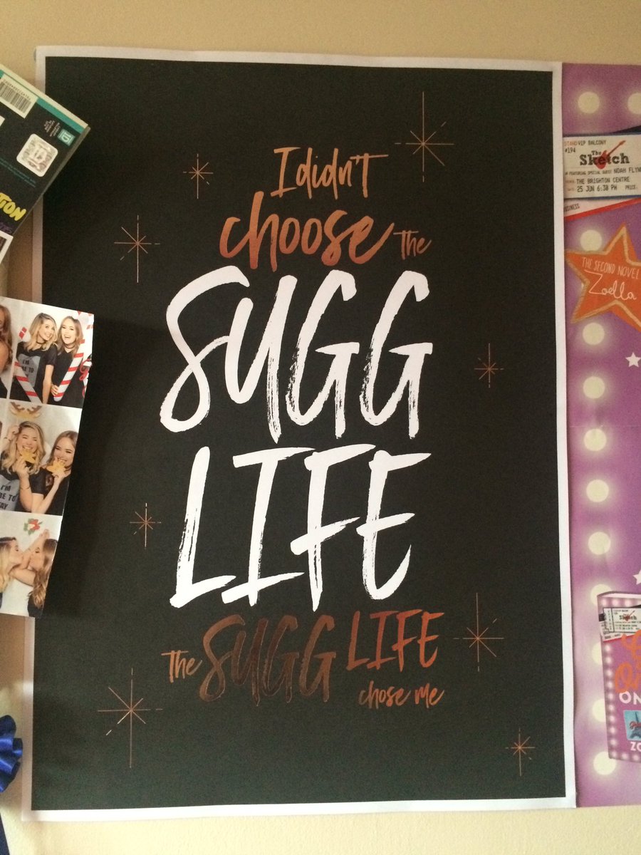 ellastylesharry's tweet photo. In love with my new poster😍 thanks @Joe_Sugg @Zoella @SuggLifeShop 😚❤️ https://t.co/OfILmJoLjf