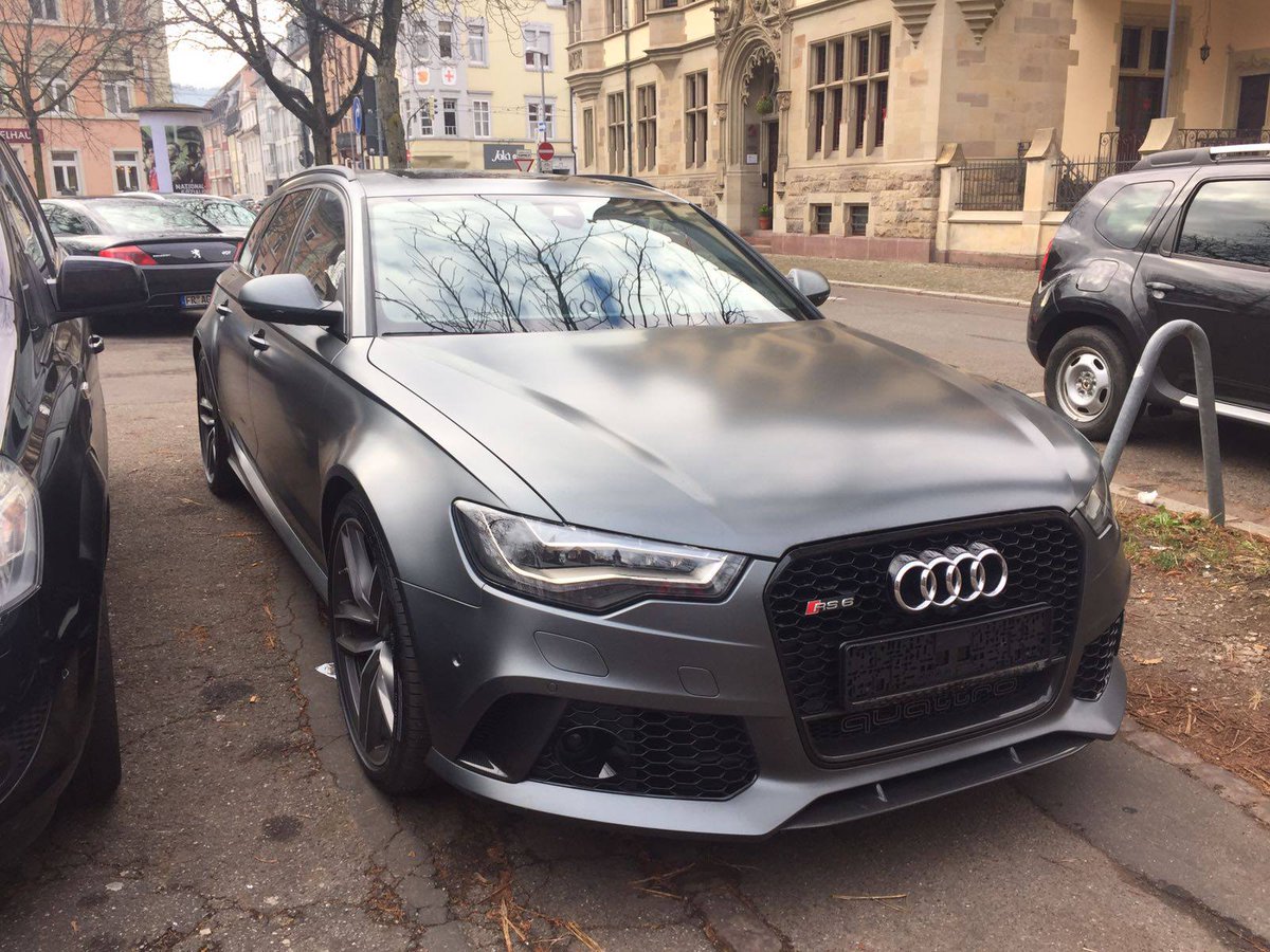 ¡Este #Audi #RS6 Avant se viene a pasar las Navidades en #LPMotor !