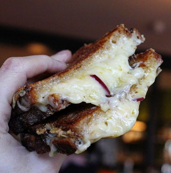 Cheese lovers, it's your last chance to get a hold of some <a href="/CheeseTruckLDN/">The Cheese Truck</a> action at the Feastival this week! Thurs &amp; Fri, get down here!