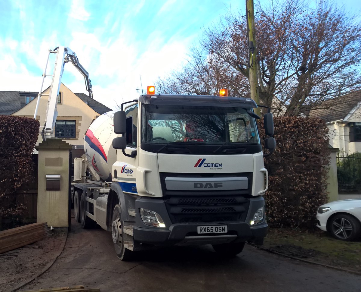 BecoWallform's tweet photo. Pictures from a #Wallform concrete pour in Cheshire last week, excellent job by @ConstructionJK, @CEMEXUKHousing and @ReillyPumps https://t.co/bjuPEBno0L