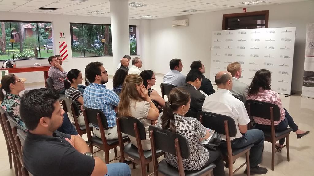 InfonaPy's tweet photo. Presentación de la Política Energética Nacional 2040, a cargo del Lic. Javier Saldaña, Director de Energías Alternativas del #VMME #MOPC https://t.co/5b96Udhbti