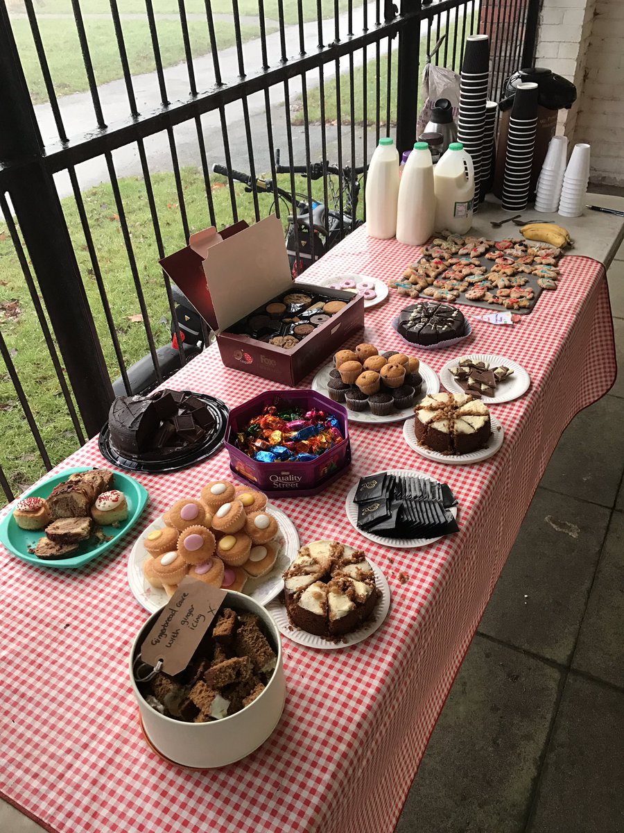 Our treat table is getting very festive! Thank you for contributing and to our home bakers <a href="/sarahleigh140/">Sarah Leigh</a> @DrDaveUK <a href="/parkrunUK/">parkrun UK</a> <a href="/joininuk/">Join In</a> ❤️