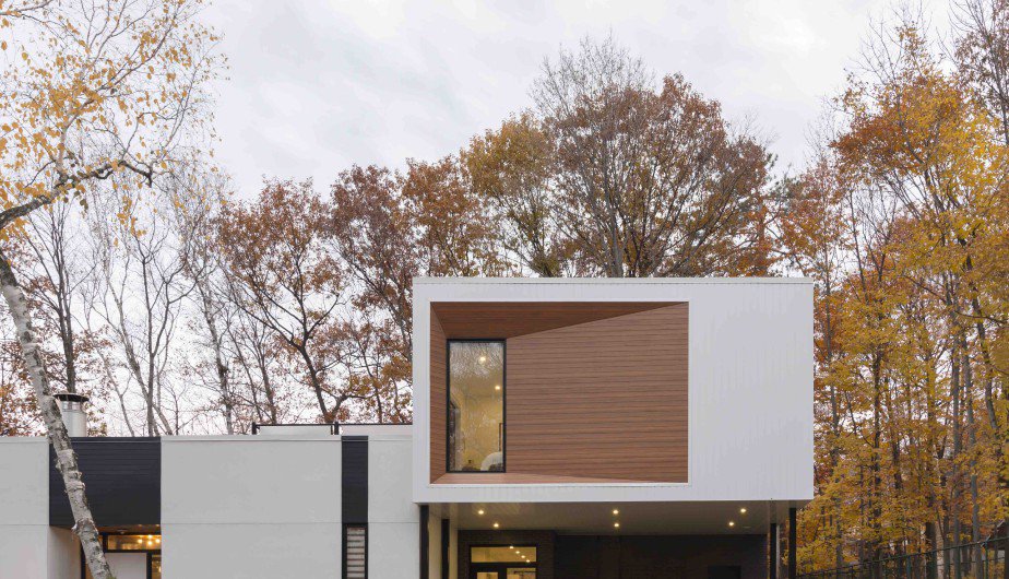 Maison bigénérationnelle à #Sillery. Conception: <a href="/CCM2architectes/">CCM2 architectes</a>  lapresse.ca/le-soleil/mais… #ArchQc #villequebec