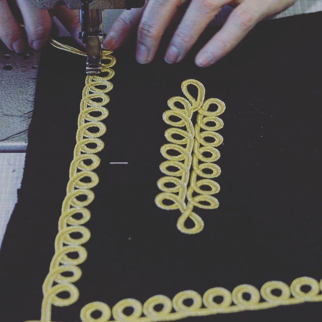 wyedeanweaving's tweet photo. #Frogging on a #MilitaryJacket being #Sewn on today. #Sewing #GoldBraid #Braid #Military #TextileMill #MadeToOrder #Haworth #Haberdashery https://t.co/Z1ZZGfmjgM