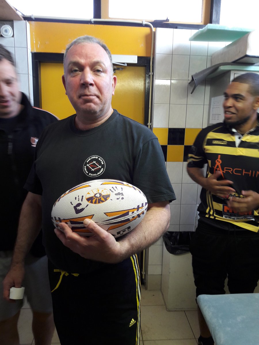 Tevreden rugby4kika ball bezitter erbij !Wil je ook een bal laat dan een bericht achter