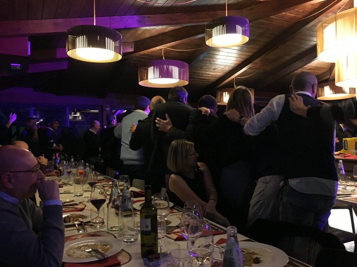 Ecobyte's tweet photo. #cenaaziendale Natale 2016 la carica dei 104! @GruppoINIT @Gruppo_PA @KBS_WebMktg @k_digitale https://t.co/kVEMzuWmkZ