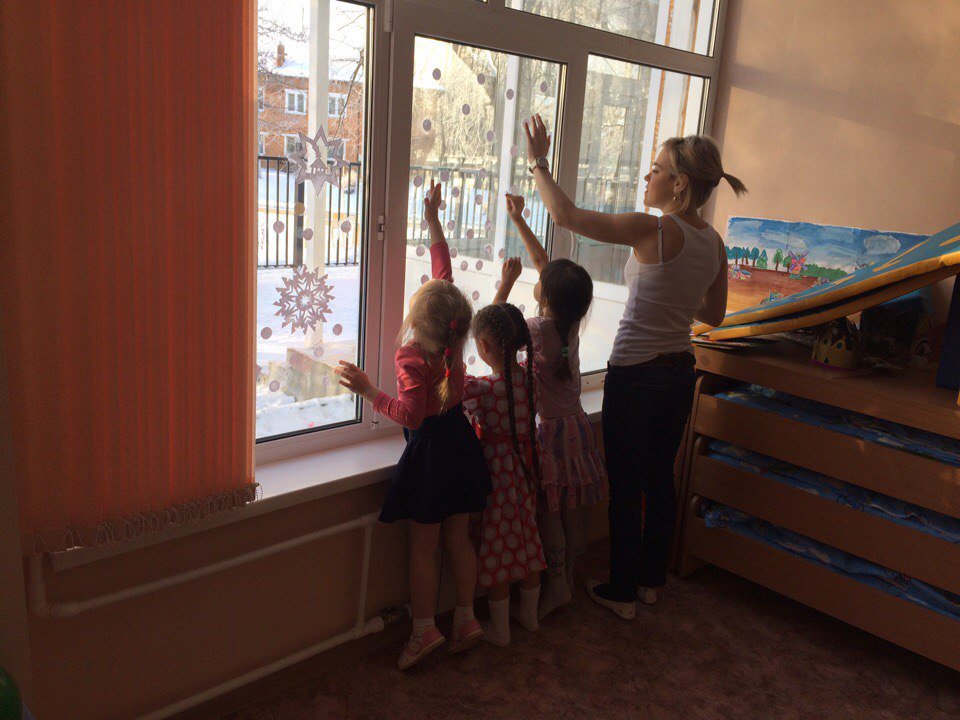 Украшаем дошкольные группы МОУ ВЦО /1