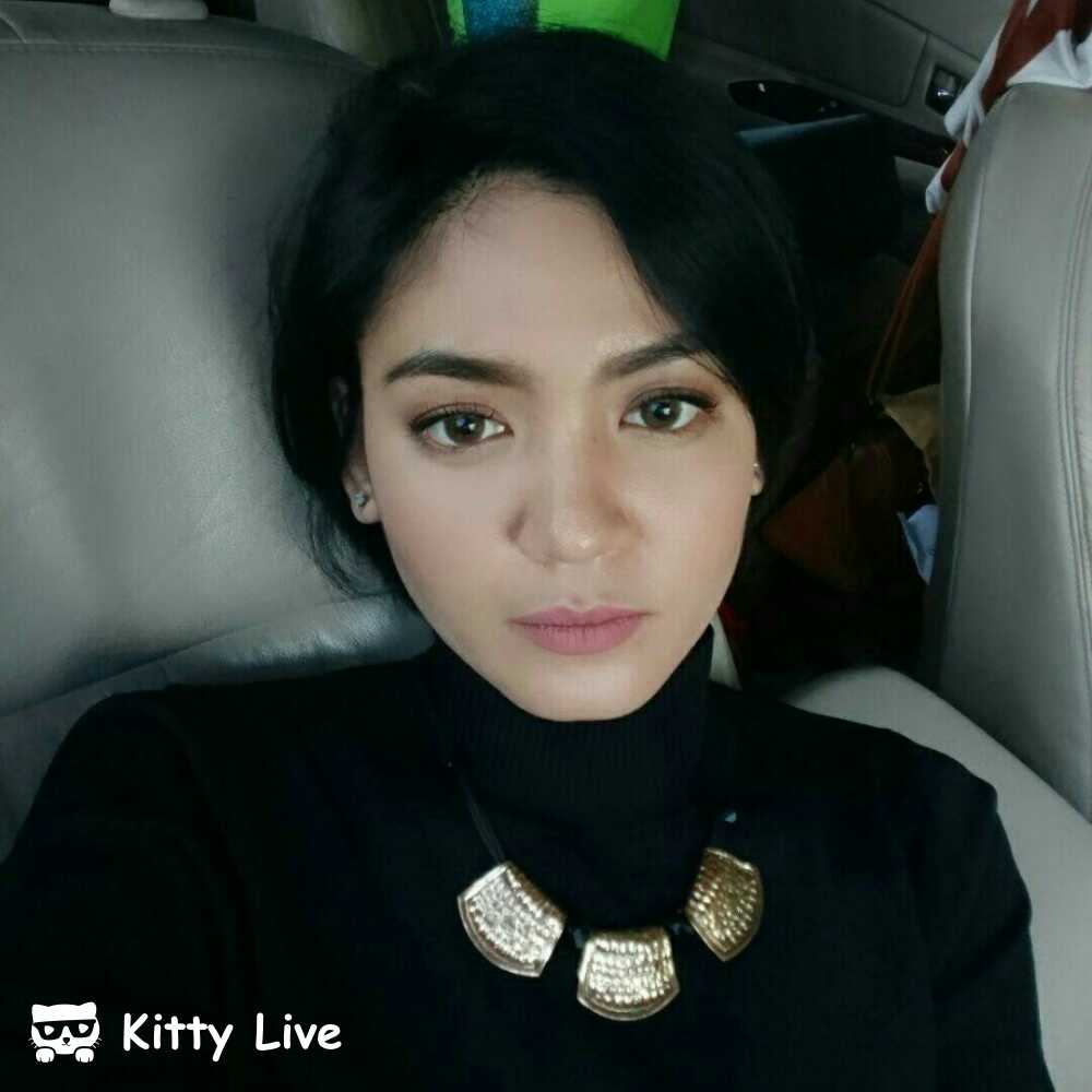 ara212's tweet photo. Hi friends, there is an amazing live in Kitty Live, come now. https://t.co/IvoDt4Tg8m https://t.co/KjGlapJ0nM