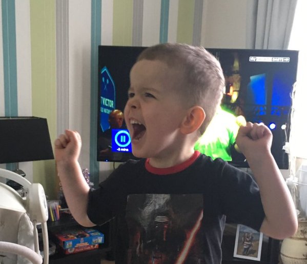 SkySportsDarts's tweet photo. These lot have proved they can #DoTheMVG!
Tweet in your best impression or upload it here:
https://t.co/XTpKwcWoLd https://t.co/r2zYo5Qrut